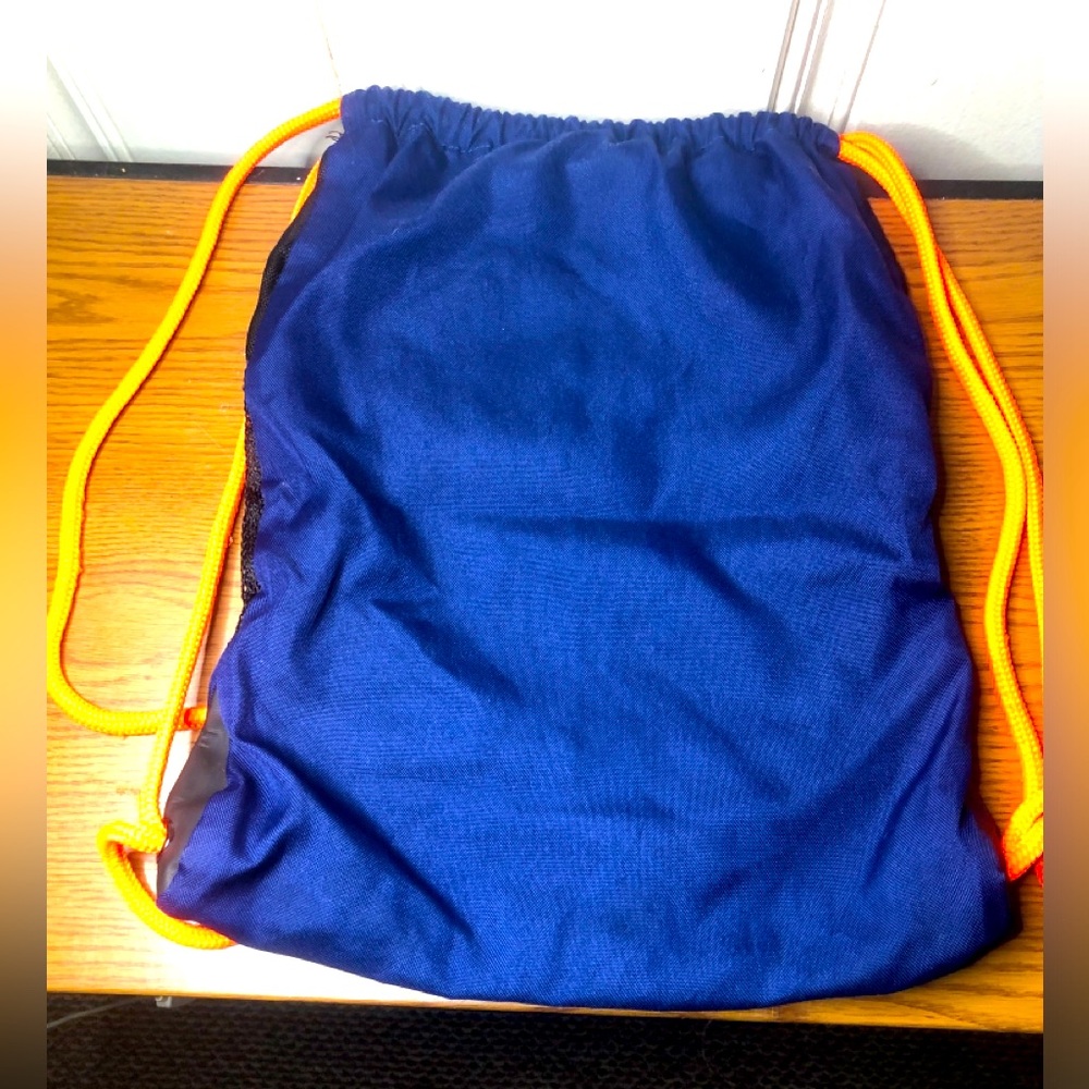 Adidas drawstring sackbag